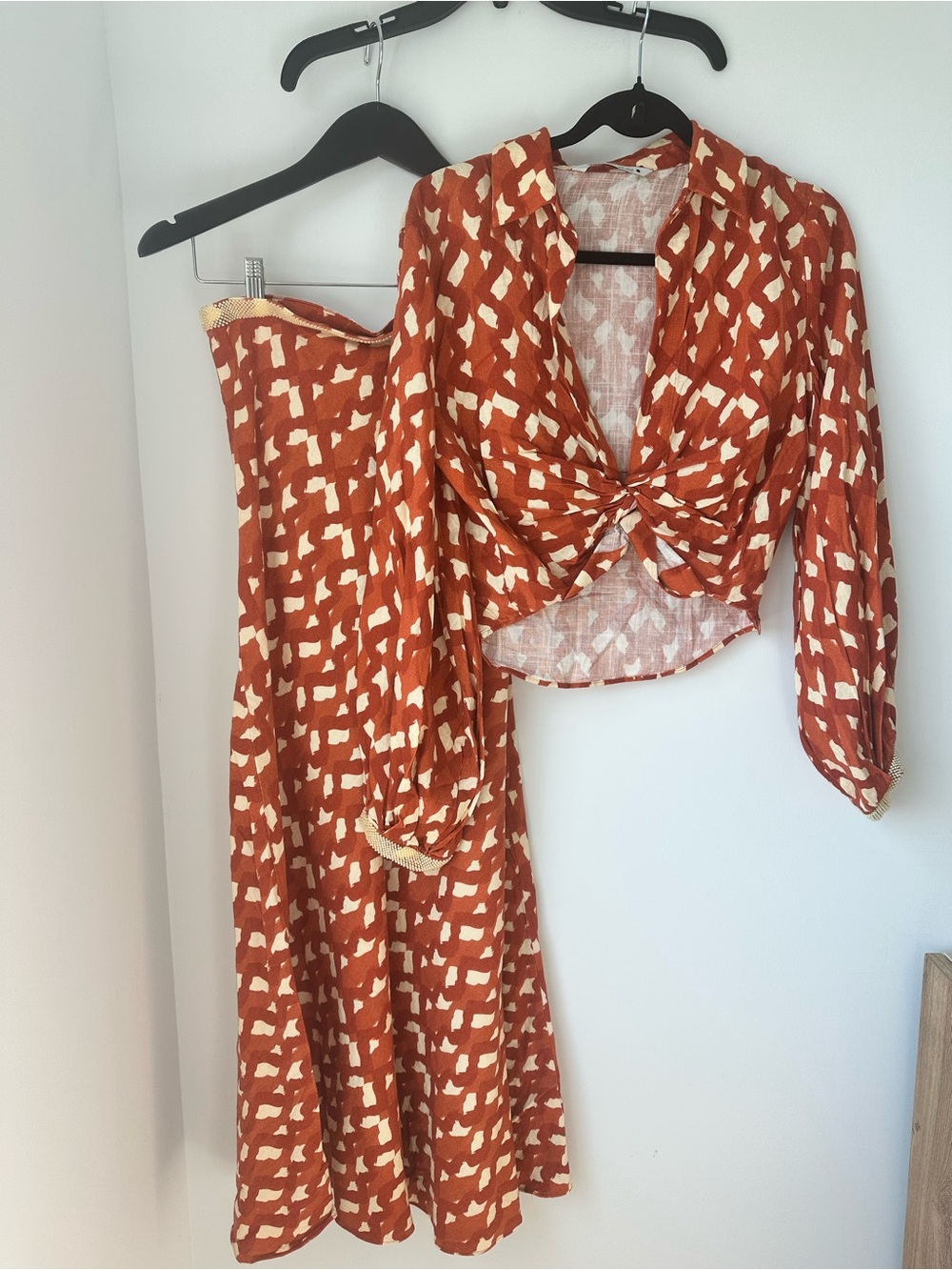 Zara Rust Orange & Cream Knot-Front Two-Piece Linen Set - Excellent Condition